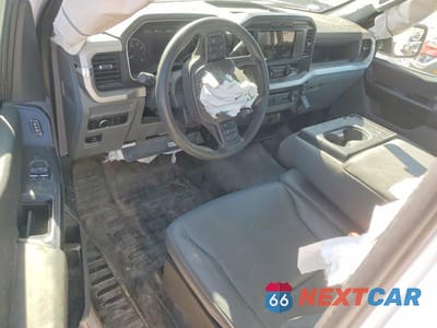 Zdjęcie 8 z 12 samochodu: 2022 FORD F150 VIN:1FTMF1CB8NKD24828 - miniatura