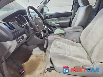 Zdjęcie 7 z 12 samochodu: 2011 TOYOTA TACOMA ACCESS CAB VIN:5TFUX4EN7BX002380 - miniatura