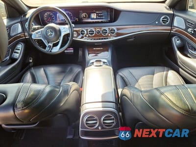 Zdjęcie 8 z 12 samochodu: 2018 MERCEDES-BENZ S 560 VIN:WDDUG8DBXJA401015 - miniatura