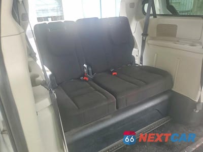 Zdjęcie 11 z 14 samochodu: 2014 DODGE GRAND CARAVAN SXT VIN:2C4RDGCG4ER267300 - miniatura