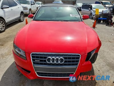 Piąte zdjęcie samochodu w środku: 2010 AUDI A5 PREMIUM PLUS VIN:WAULFAFH9AN019212 - miniatura