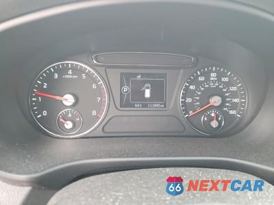 Zdjęcie 9 z 13 samochodu: 2016 KIA SORENTO LX V6 VIN:5XYPG4A5XGG023589 - miniatura