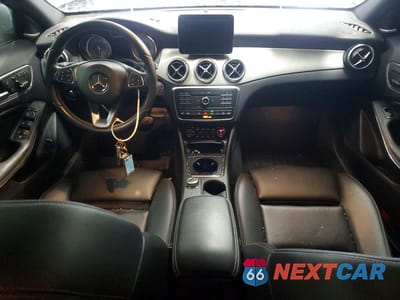 Zdjęcie 8 z 12 samochodu: 2017 MERCEDES-BENZ GLA 250 4MATIC VIN:WDCTG4GB5HJ357567 - miniatura