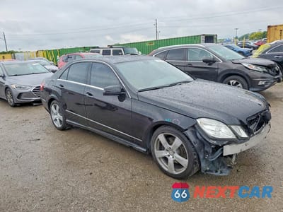 Czwarte zdjęcie samochodu z boku: 2010 MERCEDES-BENZ E 350 4MATIC VIN:WDDHF8HB2AA192576 - miniatura