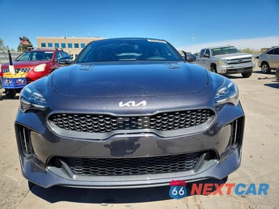 Piąte zdjęcie samochodu w środku: 2022 KIA STINGER GT1 VIN:KNAE45LC2N6100602 - miniatura