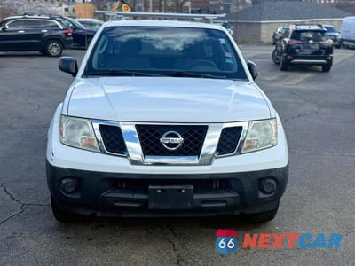 Piąte zdjęcie samochodu w środku: 2011 NISSAN FRONTIER S VIN:1N6BD0CT9BC425525 - miniatura