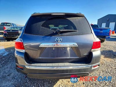 Zdjęcie 6 z 12 samochodu: 2013 TOYOTA HIGHLANDER SE VIN:5TDBK3EH4DS258527 - miniatura