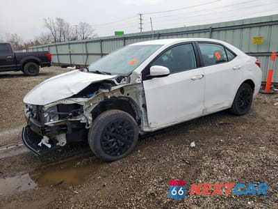 2018 TOYOTA COROLLA LE 5YFBURHE6JP845136 - główne zdjęcie licytacji z USA - miniatura