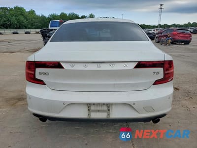 Zdjęcie 6 z 12 samochodu: 2018 VOLVO S90 T5 MOMENTUM VIN:LVY982AK2JP039234 - miniatura