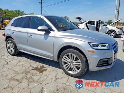 Czwarte zdjęcie samochodu z boku: 2019 AUDI Q5 PREMIUM PLUS VIN:WA1BNAFY9K2044111 - miniatura