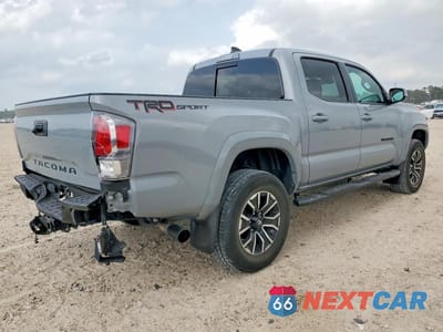 Trzecie zdjęcie samochodu z tyłu: 2021 TOYOTA TACOMA TRD SPORT VIN:5TFAZ5CN0MX107478 - miniatura