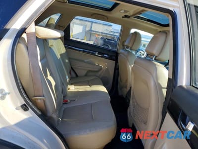 Zdjęcie 10 z 11 samochodu: 2011 KIA SORENTO EX VIN:5XYKUDA28BG022930 - miniatura