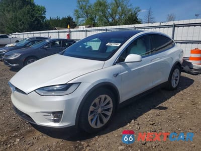 2020 TESLA MODEL X 5YJXCAE20LF270115 - główne zdjęcie licytacji z USA - miniatura