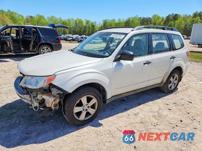 2010 SUBARU FORESTER XS JF2SH6BC5AH770095 - główne zdjęcie licytacji z USA - miniatura