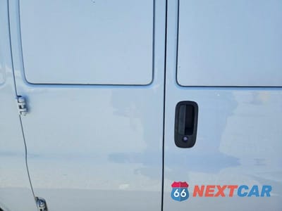 Zdjęcie 11 z 13 samochodu: 2021 CHEVROLET EXPRESS G2500 VIN:1GCWGAFP6M1239861 - miniatura