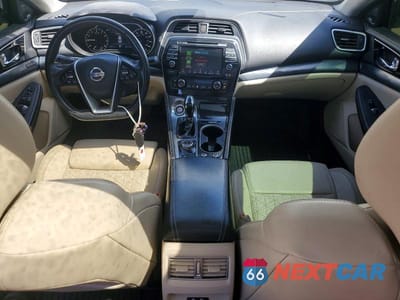 Zdjęcie 8 z 12 samochodu: 2021 NISSAN MAXIMA PLATINUM VIN:1N4AA6FV6MC502657 - miniatura