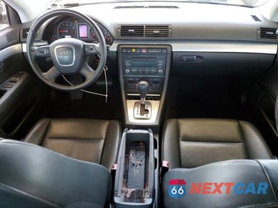 Zdjęcie 8 z 12 samochodu: 2008 AUDI A4 2.0T VIN:WAUAF78E78A134728 - miniatura