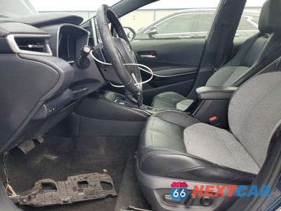 Zdjęcie 7 z 12 samochodu: 2019 TOYOTA COROLLA HATCHBACK XSE VIN:JTNK4RBE2K3042516 - miniatura