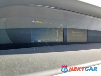 Zdjęcie 9 z 11 samochodu: 2019 TOYOTA PRIUS LE VIN:JTDKARFU0K3097822 - miniatura