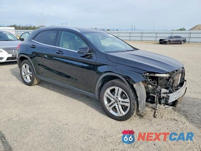 Czwarte zdjęcie samochodu z boku: 2020 MERCEDES-BENZ GLA 250 4MATIC VIN:WDCTG4GB1LU023608 - miniatura