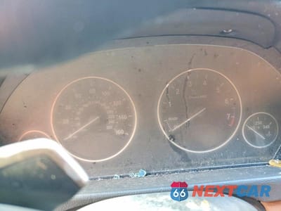 Zdjęcie 9 z 12 samochodu: 2017 BMW 330 XI VIN:WBA8D9G32HNU63572 - miniatura