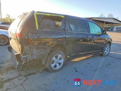 Trzecie zdjęcie samochodu z tyłu: 2020 TOYOTA SIENNA L VIN:5TDZZ3DC2LS066814 - miniatura