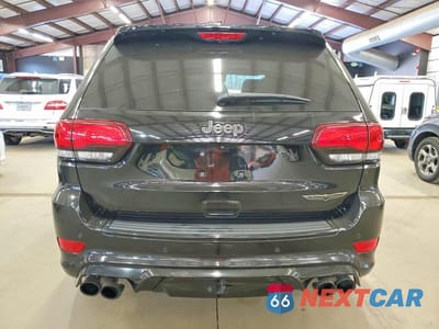 Zdjęcie 6 z 12 samochodu: 2018 JEEP GRAND CHEROKEE TRACKHAWK VIN:1C4RJFN95JC310109 - miniatura