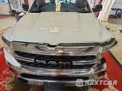 Zdjęcie 11 z 12 samochodu: 2024 RAM 1500 BIG HORN VIN:1C6RRFFGXRN129178 - miniatura