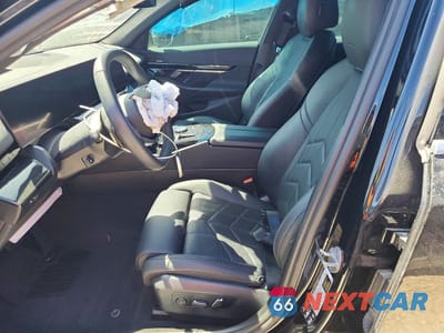 Zdjęcie 7 z 12 samochodu: 2025 BMW 530 XI VIN:WBA53FJ05SCT20511 - miniatura