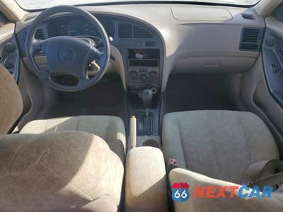 Zdjęcie 8 z 12 samochodu: 2002 HYUNDAI ELANTRA GLS VIN:KMHDN45D72U306688 - miniatura