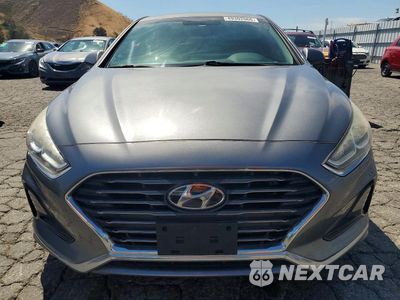 Piąte zdjęcie samochodu w środku: 2019 HYUNDAI SONATA SE VIN:5NPE24AF7KH738846 - miniatura