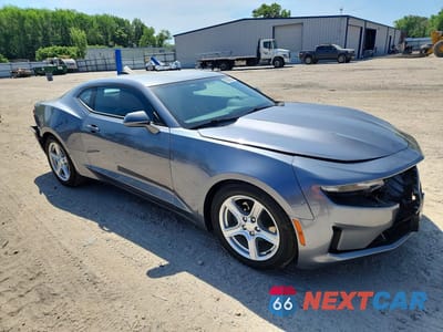 Czwarte zdjęcie samochodu z boku: 2022 CHEVROLET CAMARO LS VIN:1G1FB1RX0N0107902 - miniatura
