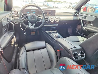 Zdjęcie 8 z 12 samochodu: 2019 MERCEDES-BENZ A 220 VIN:WDD3G4EB2KW022632 - miniatura