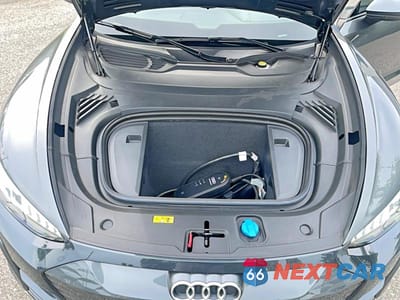 Zdjęcie 7 z 10 samochodu: 2024 AUDI E-TRON GT PREMIUM PLUS VIN:WAUFJBFW9R7003317 - miniatura