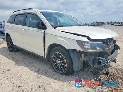 Czwarte zdjęcie samochodu z boku: 2018 DODGE JOURNEY SE VIN:3C4PDCAB8JT474853 - miniatura