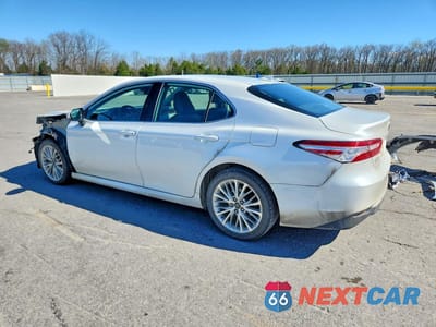 Drugie zdjęcie samochodu z przodu: 2019 TOYOTA CAMRY XLE VIN:4T1B11HK1KU779725 - miniatura