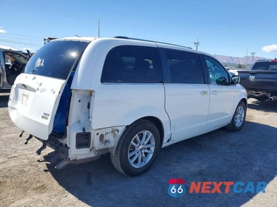 Trzecie zdjęcie samochodu z tyłu: 2018 DODGE GRAND CARAVAN SXT VIN:2C4RDGCG5JR300881 - miniatura