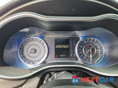 Zdjęcie 9 z 12 samochodu: 2016 CHRYSLER 200 LIMITED VIN:1C3CCCAB0GN170091 - miniatura