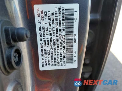 Zdjęcie 12 z 12 samochodu: 2015 HONDA CIVIC LX VIN:19XFB2F54FE700493 - miniatura