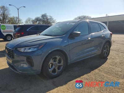 2023 FORD ESCAPE ST LINE 1FMCU0MN1PUA09022 - główne zdjęcie licytacji z USA - miniatura