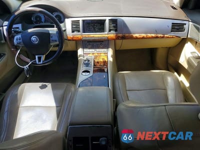 Zdjęcie 8 z 12 samochodu: 2009 JAGUAR XF PREMIUM LUXURY VIN:SAJWA06B49HR22688 - miniatura