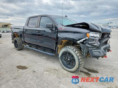 Czwarte zdjęcie samochodu z boku: 2022 CHEVROLET SILVERADO LTD K1500 LT TRAIL BOSS VIN:3GCPYFEL2NG157836 - miniatura