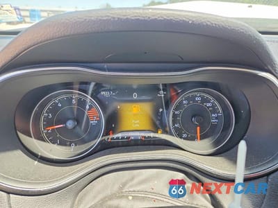 Zdjęcie 9 z 13 samochodu: 2020 JEEP CHEROKEE LIMITED VIN:1C4PJLDB1LD610253 - miniatura