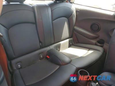 Zdjęcie 10 z 12 samochodu: 2017 MINI COOPER VIN:WMWXP5C34H2D16711 - miniatura