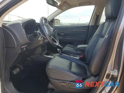 Zdjęcie 7 z 14 samochodu: 2018 MITSUBISHI OUTLANDER SE VIN:JA4J24A55JZ054952 - miniatura