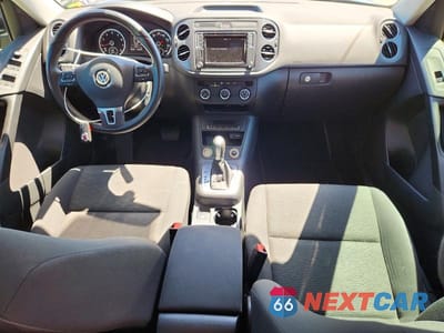 Zdjęcie 8 z 12 samochodu: 2018 VOLKSWAGEN TIGUAN LIMITED VIN:WVGAV7AXXJK004181 - miniatura