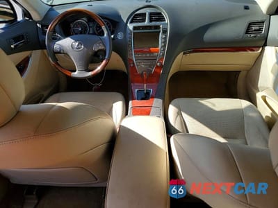 Zdjęcie 8 z 13 samochodu: 2011 LEXUS ES 350 VIN:JTHBK1EG0B2416120 - miniatura