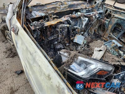 Zdjęcie 8 z 12 samochodu: 2023 SUBARU FORESTER PREMIUM VIN:JF2SKAEC5PH456388 - miniatura