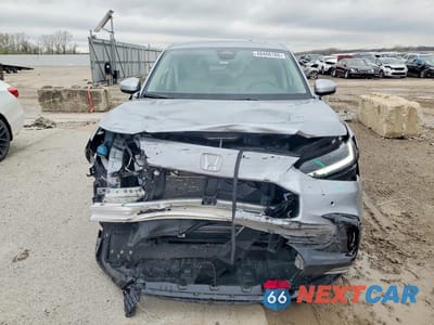 Piąte zdjęcie samochodu w środku: 2024 HONDA HR-V EXL VIN:3CZRZ2H78RM763799 - miniatura