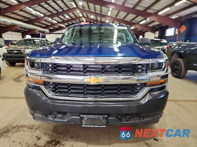 Piąte zdjęcie samochodu w środku: 2017 CHEVROLET SILVERADO K1500 VIN:1GCVKNEC9HZ164693 - miniatura